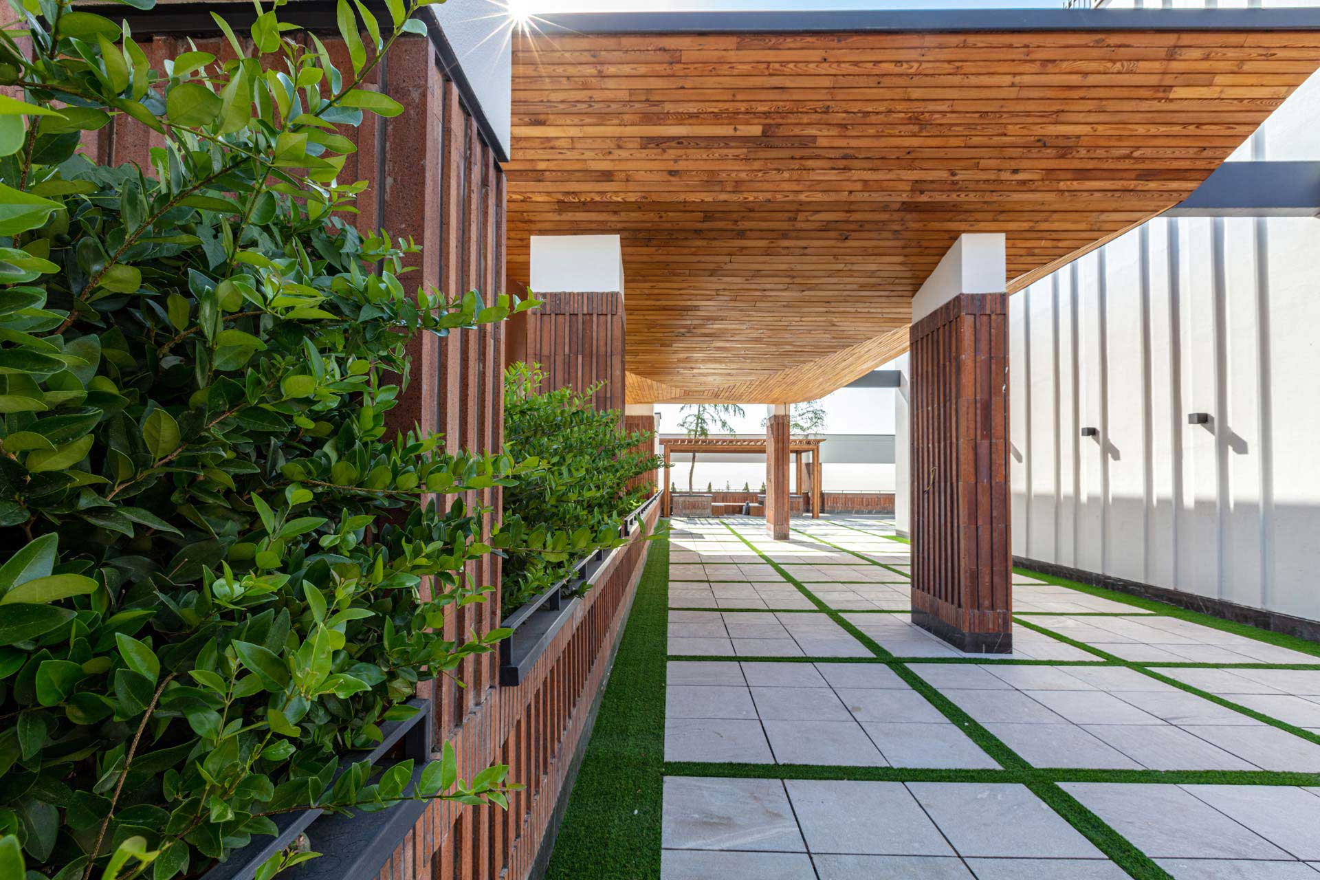 Kourosh-RoofGarden-2